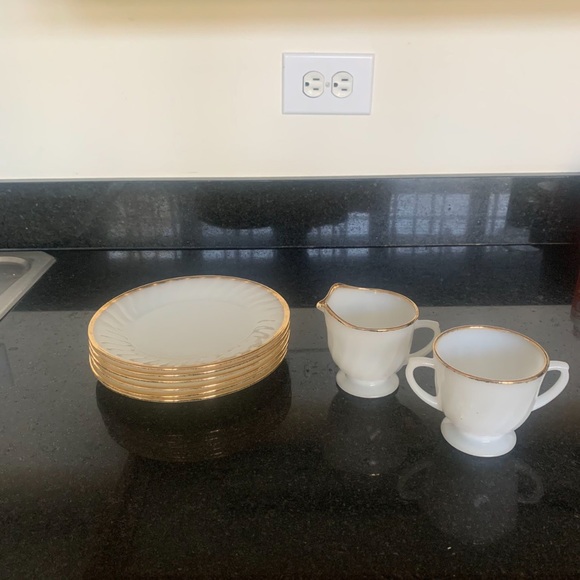 Vintage Fire King Milk Glass and Gold Set of 6 Plates with Sugar and Creamer - Picture 9 of 11